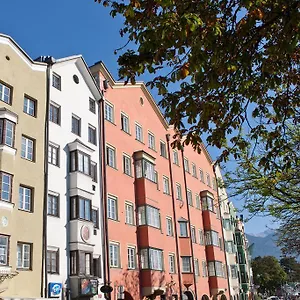 Apartment Maximilian In Old Town, Innsbruck